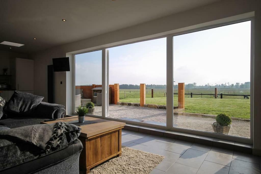 Clover Cottage Beeley Extérieur photo